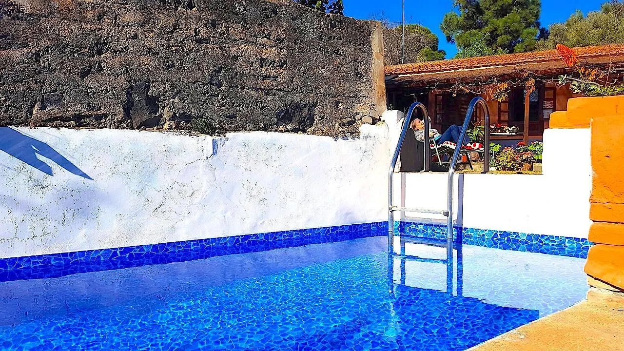 Casa El Alpendre Hotel Santa Brigida  0*, Santa Brigida (Gran Canaria) Spain